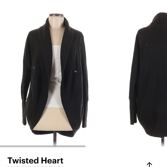 Twisted heart cardigan - Picture 2 of 7